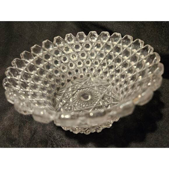 Westmoreland Line #444 Overall Hob Elegant Pressed Glass Bowl - Picture 5 of 8
